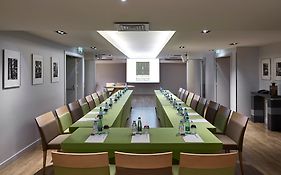 โรงแรม เบลอามี